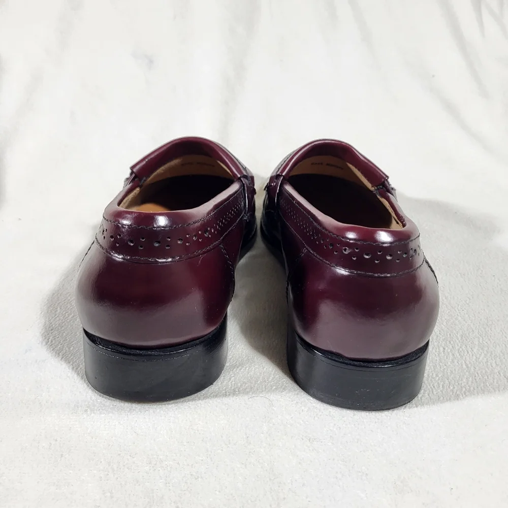 Weejuns G.H. Bass & Co. Stylish Burgundy Tassel Loafers for Mens Size 8.5
